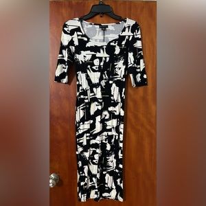 Women’s 3/4 Sleeve pattern dress